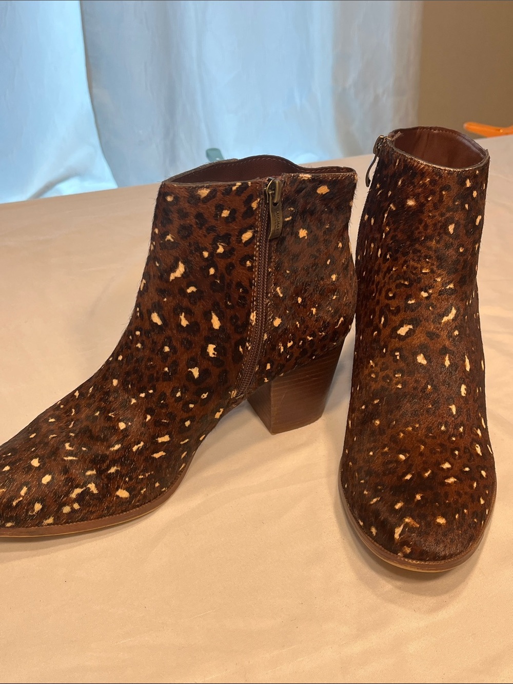 Michael by Michael Shannon Calf Hair Leopard Print Ankle Booties Women’s Size 10